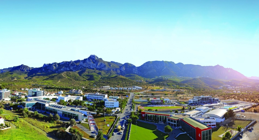 جامعة جيرنا الامريكية (Girne American University)