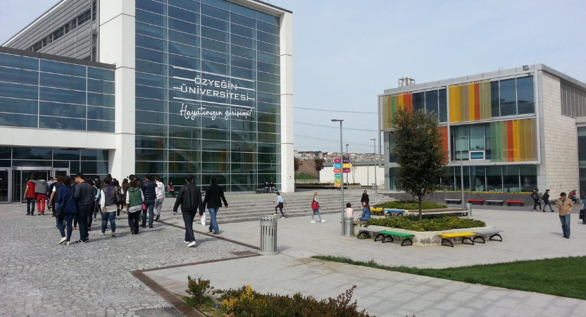 جامعة أوزيجين (Ozyegin University)
